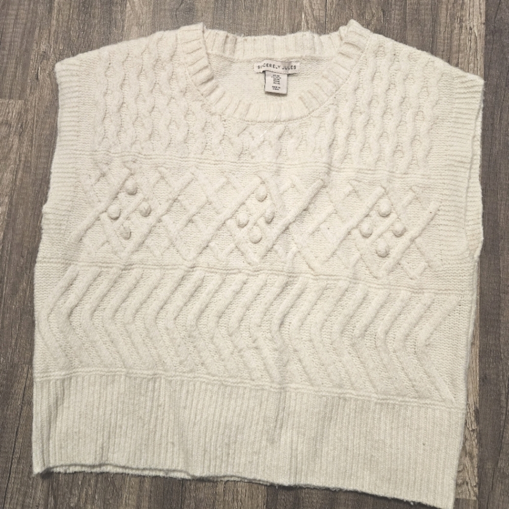 Sincerely Jules Cream Cable Knit Sweater Vest size Medium